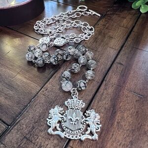 Beautiful handmade Fleur-de-lis, black dragon vein agate necklace & earrings